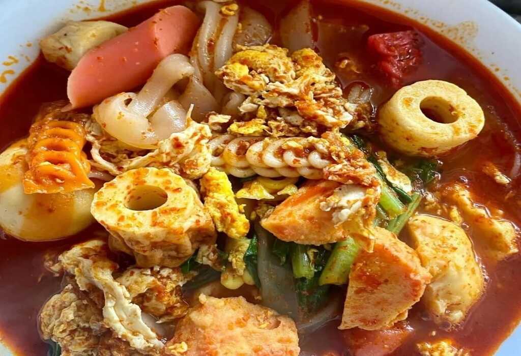 Seblak Bikin Nagih, Tapi Waspada! Begini Cara Konsumsi yang Sehat